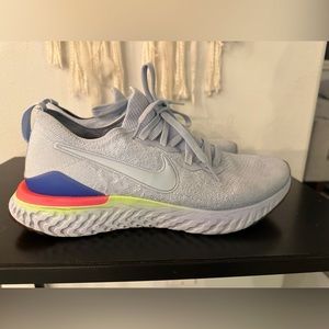 Mens Nikes size 10.5